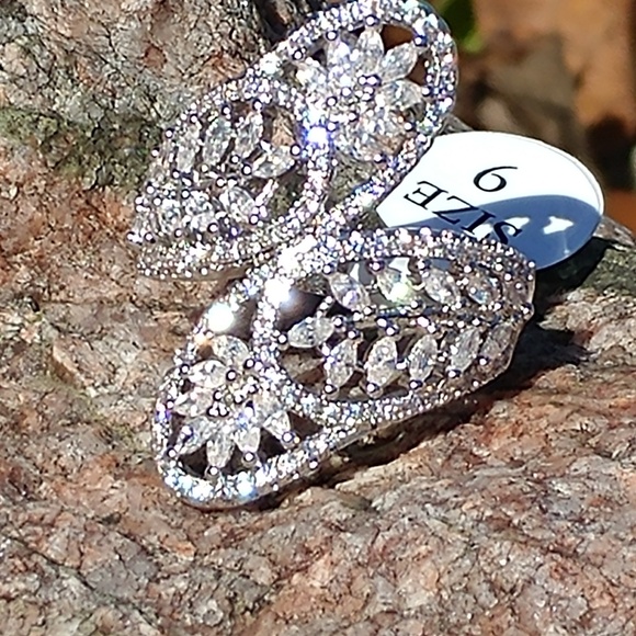 Women's ring - Picture 5 of 8